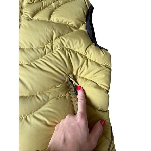 REI Puffer Vest Womens S Yellow Gold Quilted Goosedown Gorpcore - Picture 4 of 8